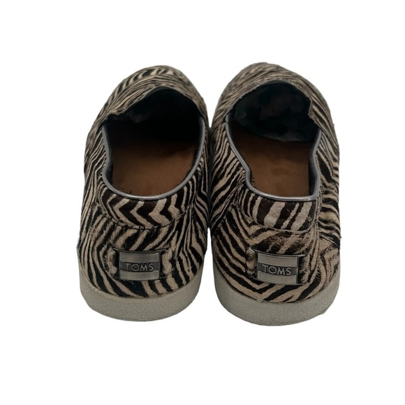 Toms Cream Brown Zebra Striped Calf Hair Loafers Size 8 Women’s - Picture 9 of 10